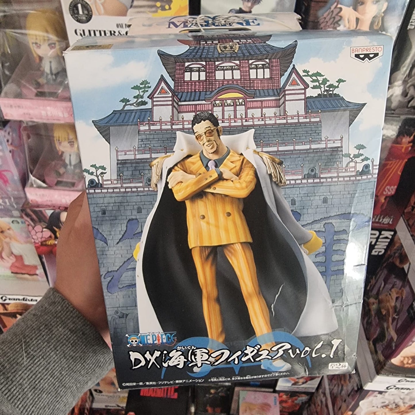 Figura Exclusiva de One Piece Almirante