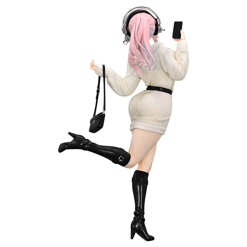 Figura Super Sonico Winter Memory Ver