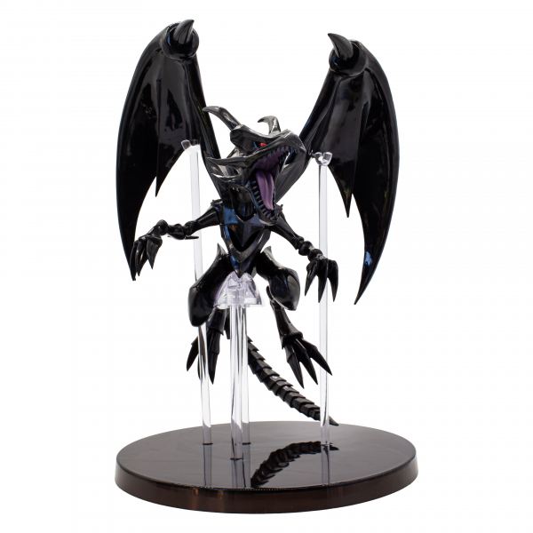 Figura Banpresto Dragon Negro de Ojos Rojos