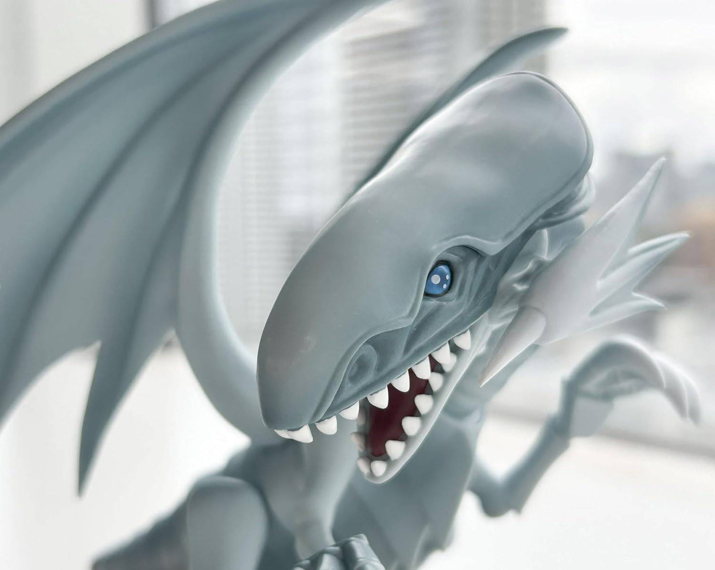 Figura Equal Arts: Yu-Gi-Oh! - Blue-Eyes White Dragon