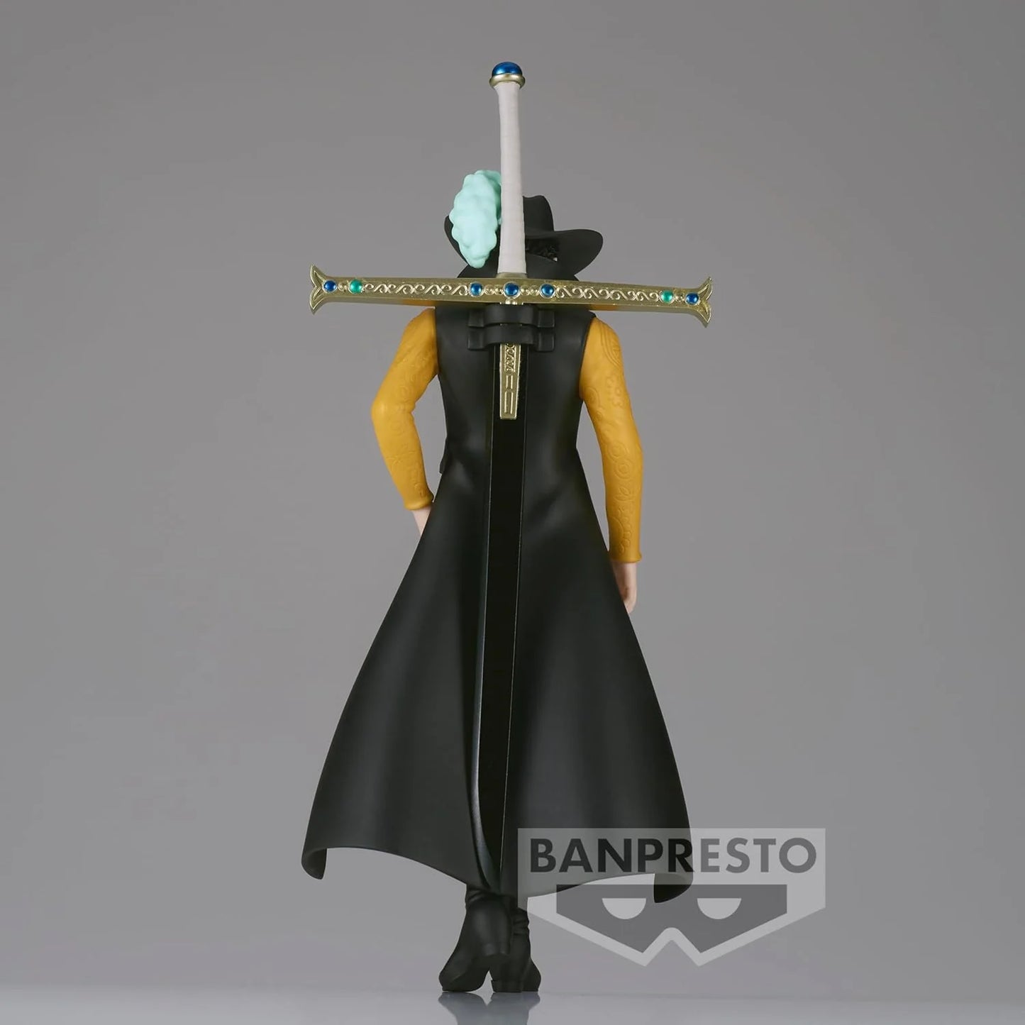 Figura Banpresto - One Piece - Dracule Mihawk, Bandai Spirits The Shukko