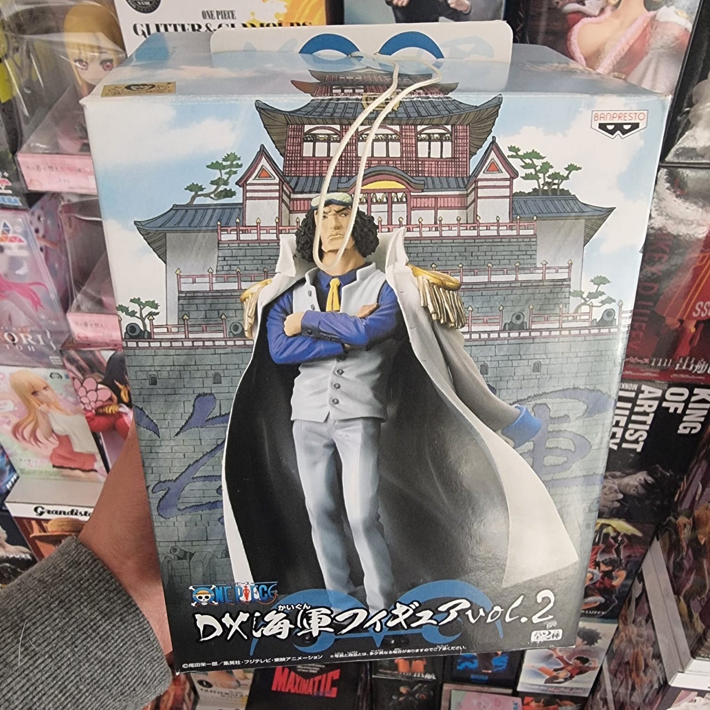 Figura Exclusiva de One Piece Almirante