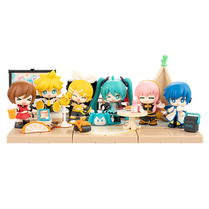 Blokees Figures - Hatsune Miku DaaVibe 01 Terrace Party - Figura Al Azar