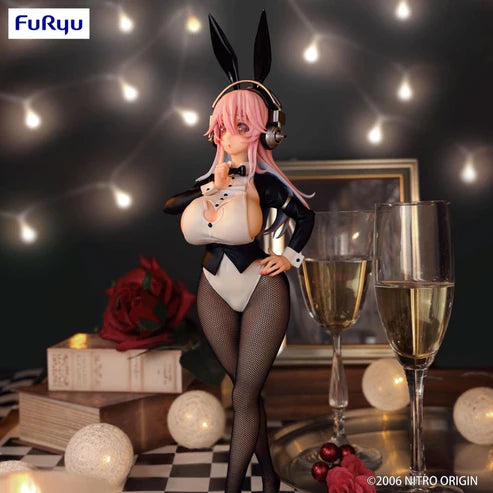 Figura Super Sonico Bicute Bunnies Tailcoat Ver