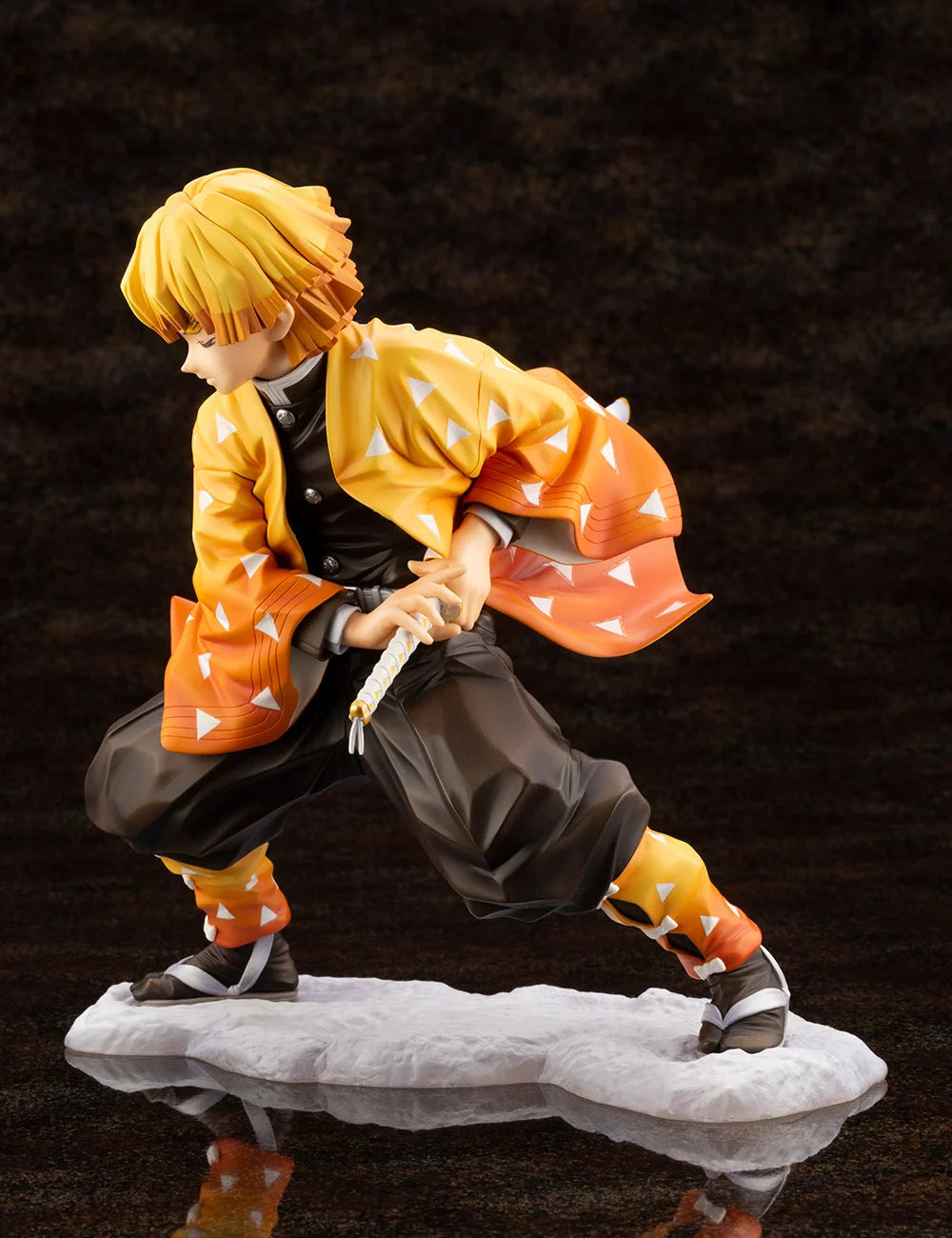 Figura Kotobukiya ARTFX J Zenitsu Agatsuma