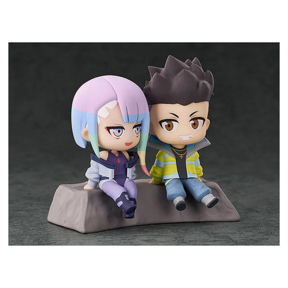 Figura David and Lucy to the moon