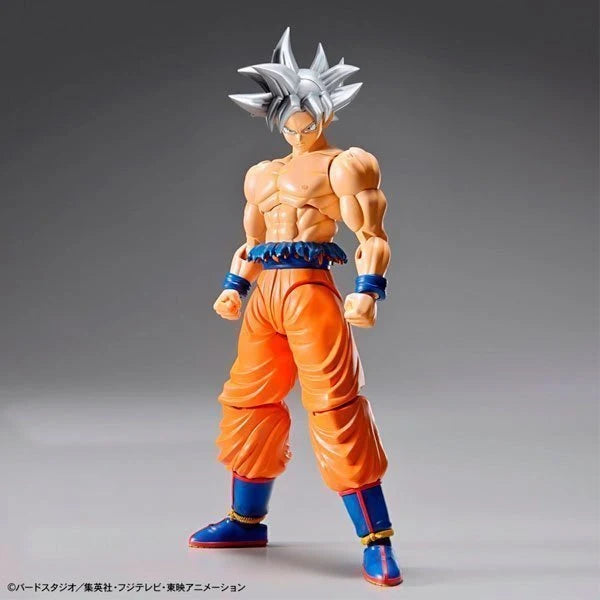 Figura Banpresto - Maqueta - Son Goku Ultra Instinto