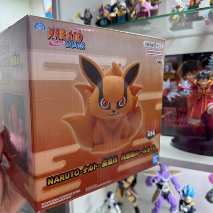 Figura Bandai Banpresto Naruto - Kurama habitacion luz