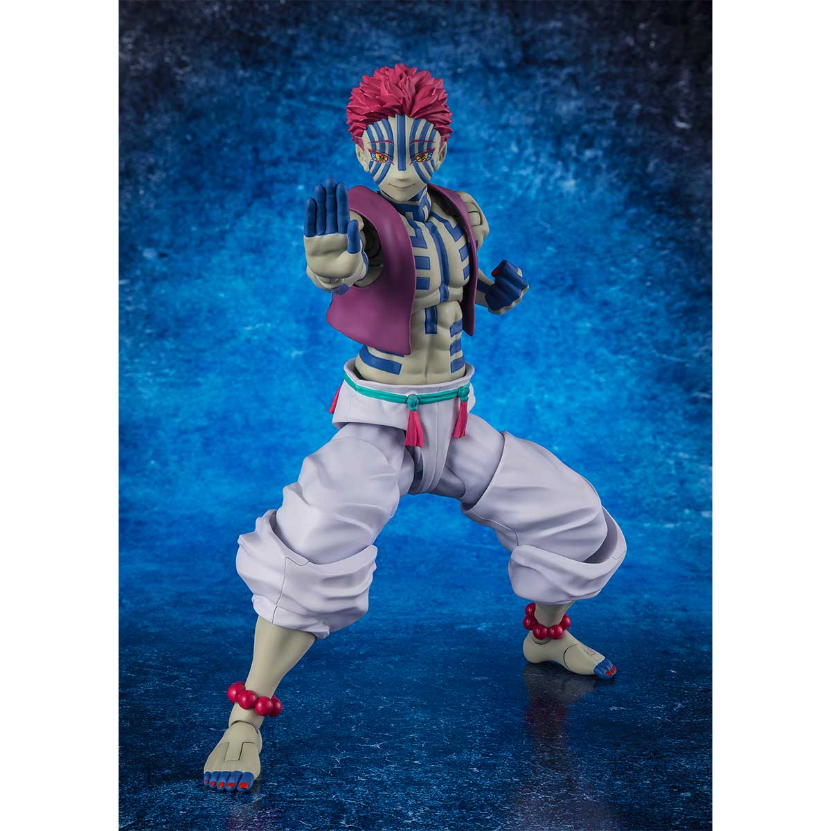 FIGURA ARTICULADA -S.H.FIGUARTS AKAZA TAMASHII NATIONS