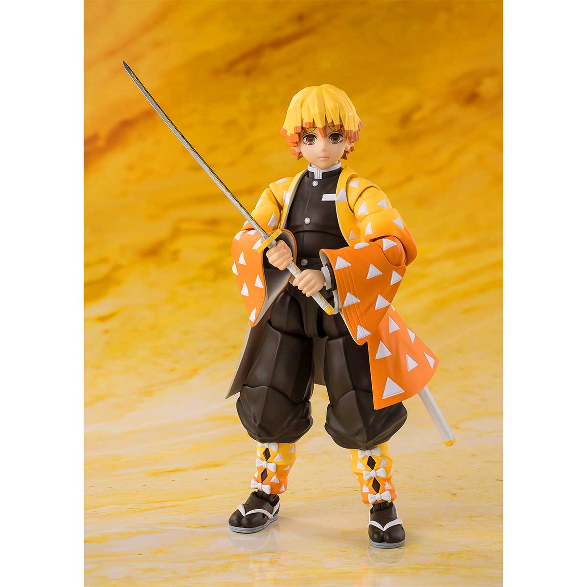FIGURA ARTICULADA -SH.FIGUARTS ZENITSU AGATSUMA TAMASHII NATIONS