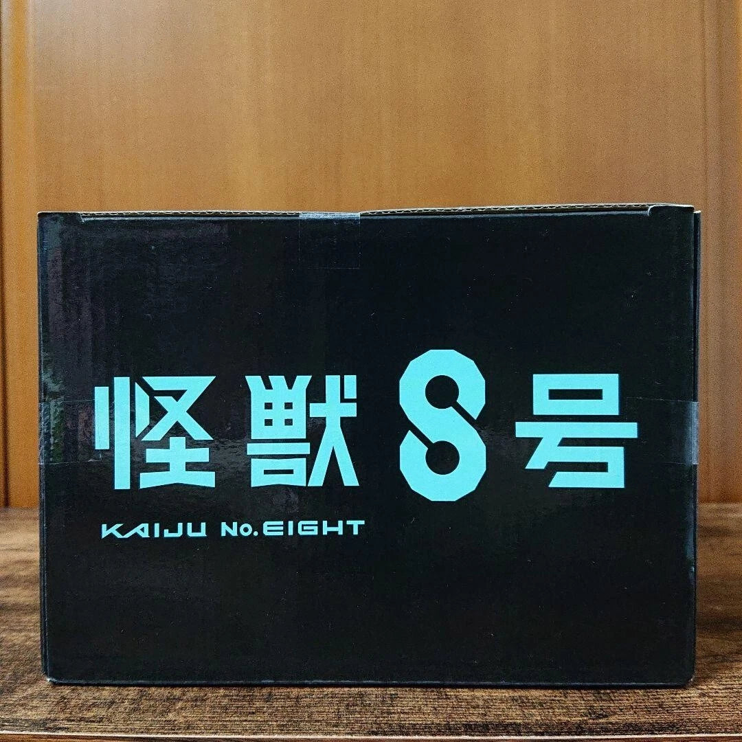 Kaiju 8 Mascara estatua